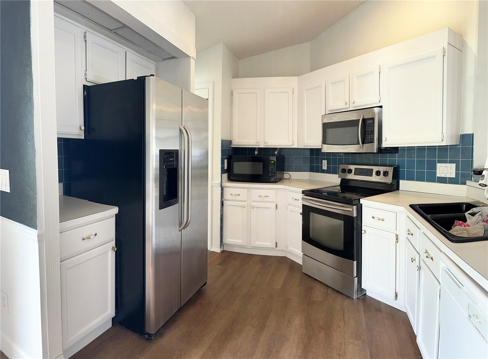 Image 8 of 18 For 14542 Grassy Cove Circle