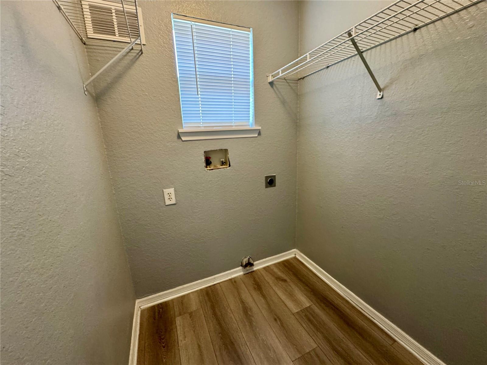 Image 11 of 14 For 2218 Grand Cayman Court 1338