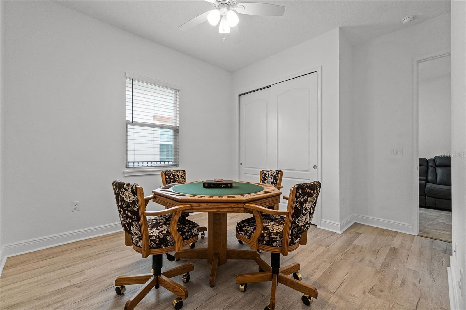 Image 15 of 31 For 5013 Fountainwood Drive