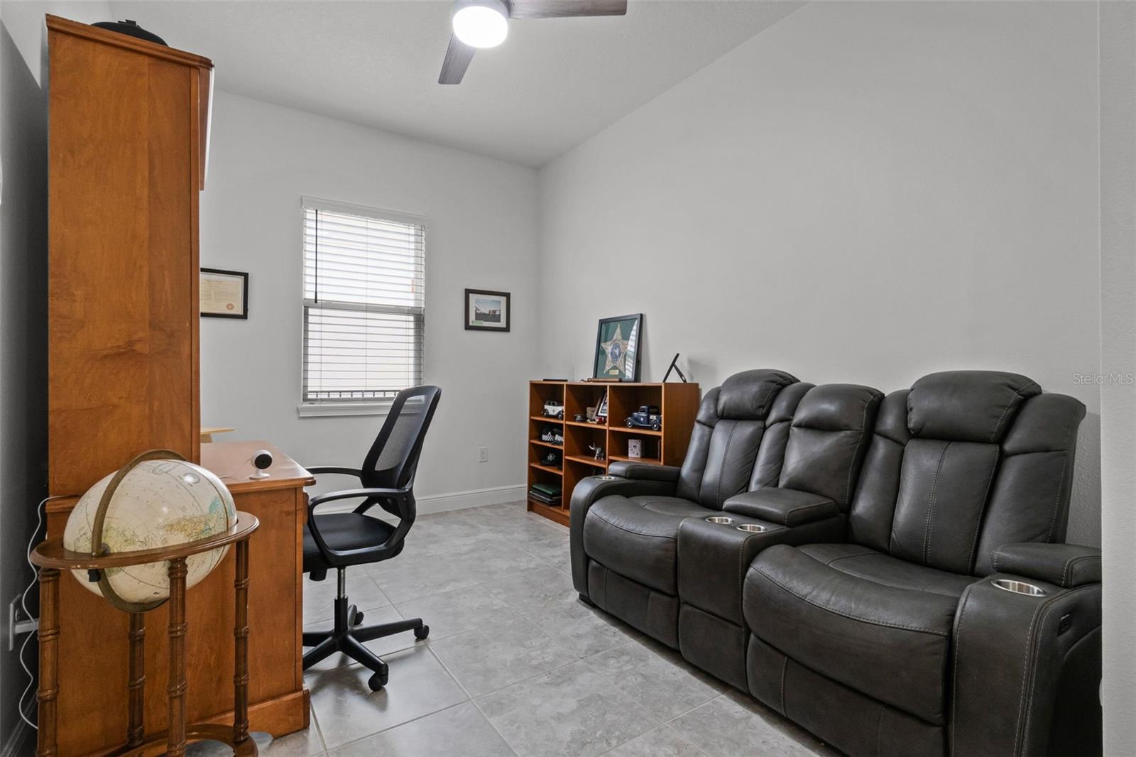 Image 16 of 31 For 5013 Fountainwood Drive