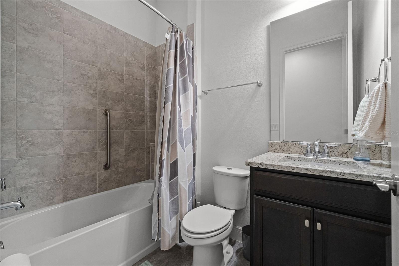 Image 18 of 31 For 5013 Fountainwood Drive