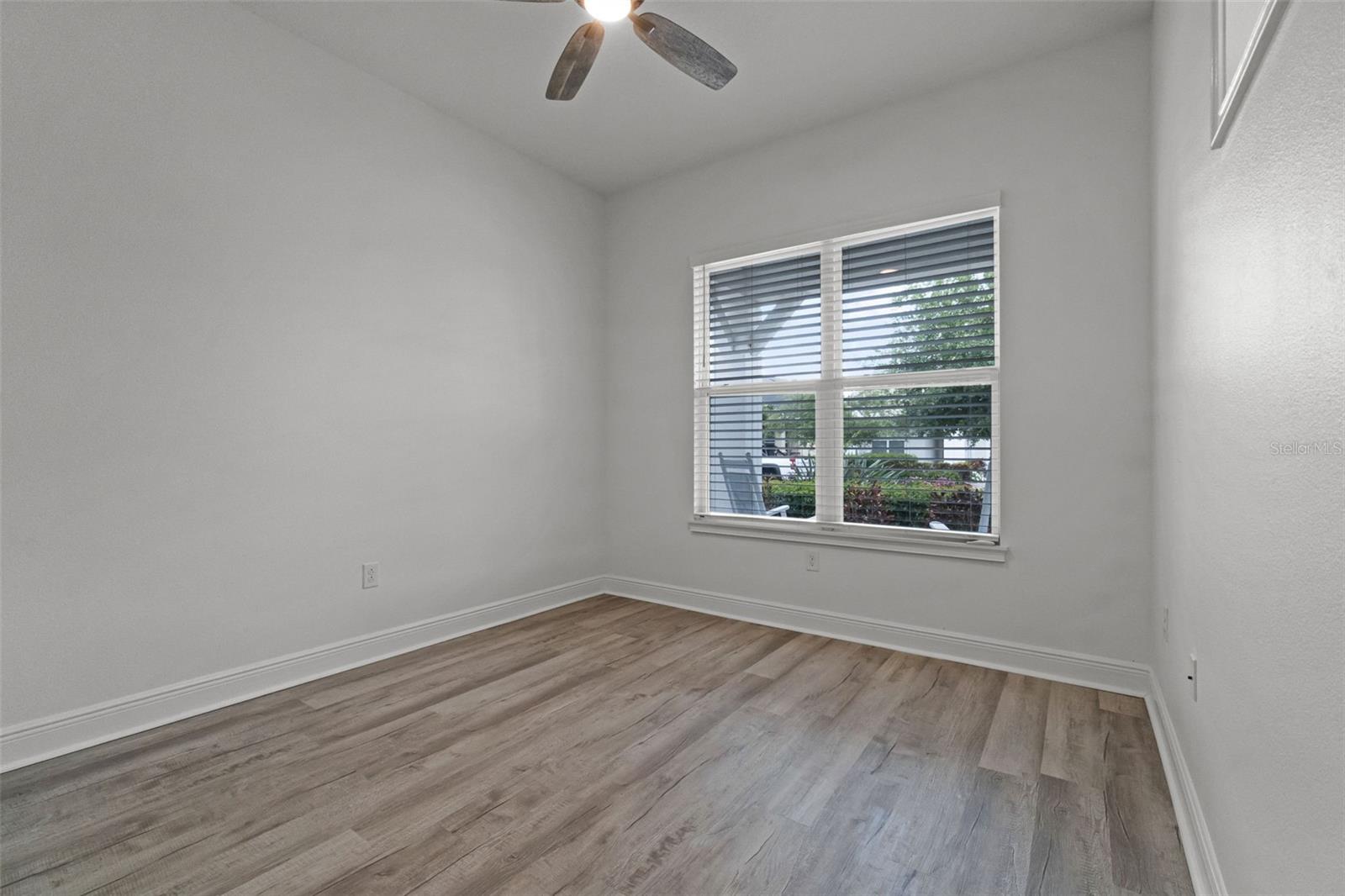 Image 20 of 31 For 5013 Fountainwood Drive