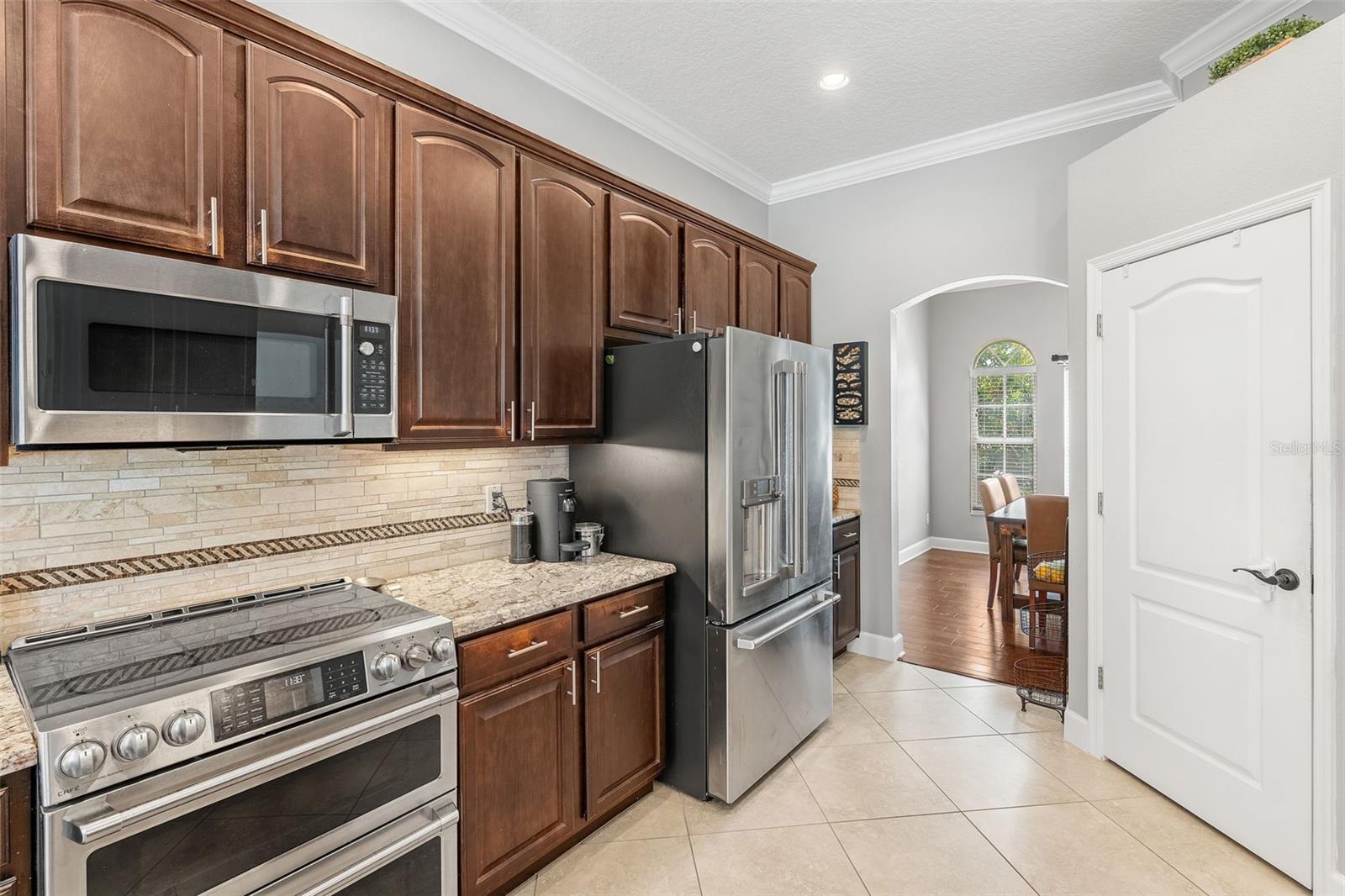 Image 12 of 52 For 4323 Kezar Court