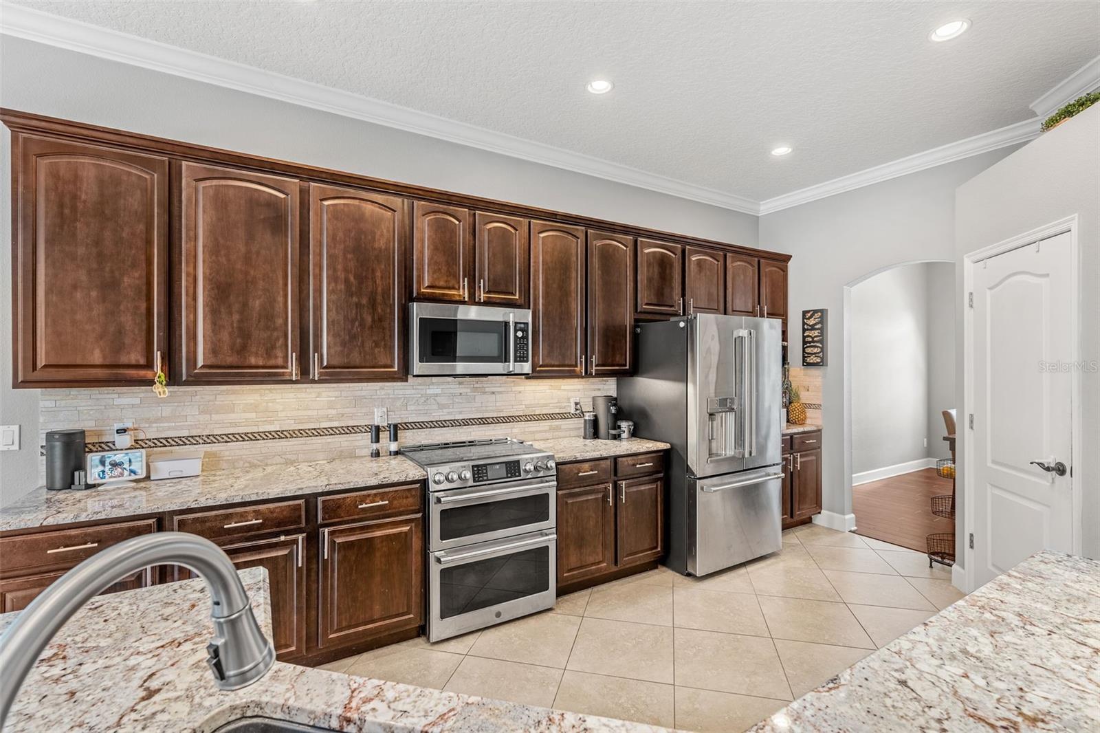 Image 13 of 52 For 4323 Kezar Court