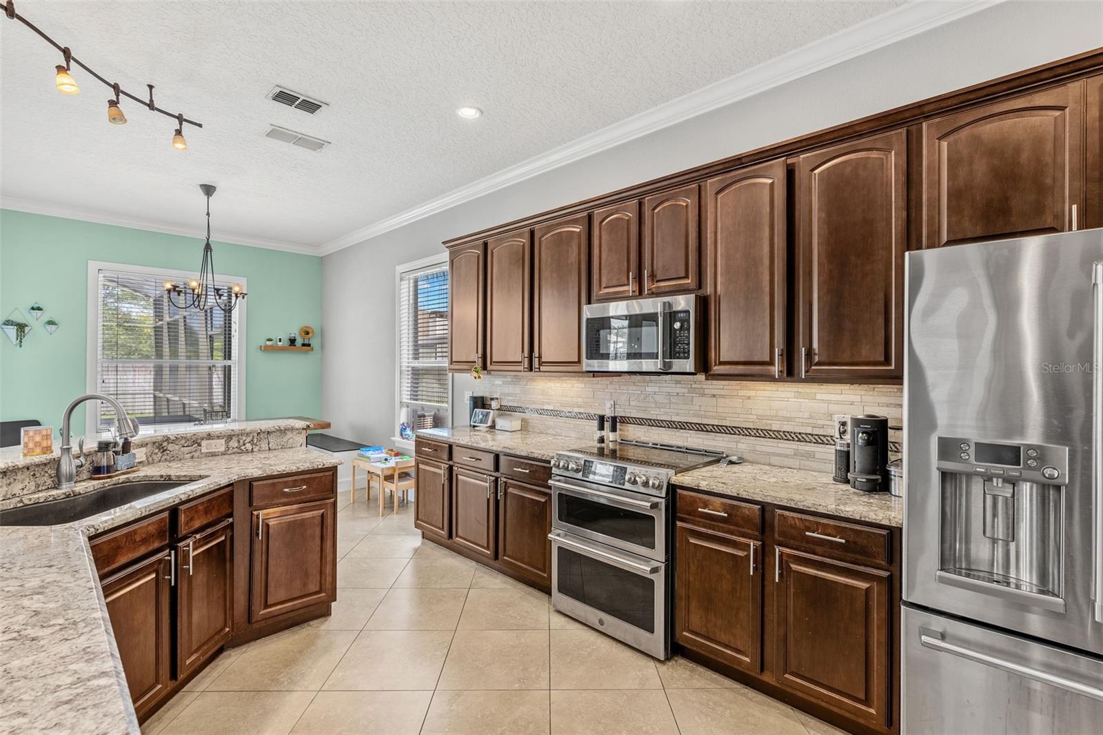 Image 15 of 52 For 4323 Kezar Court