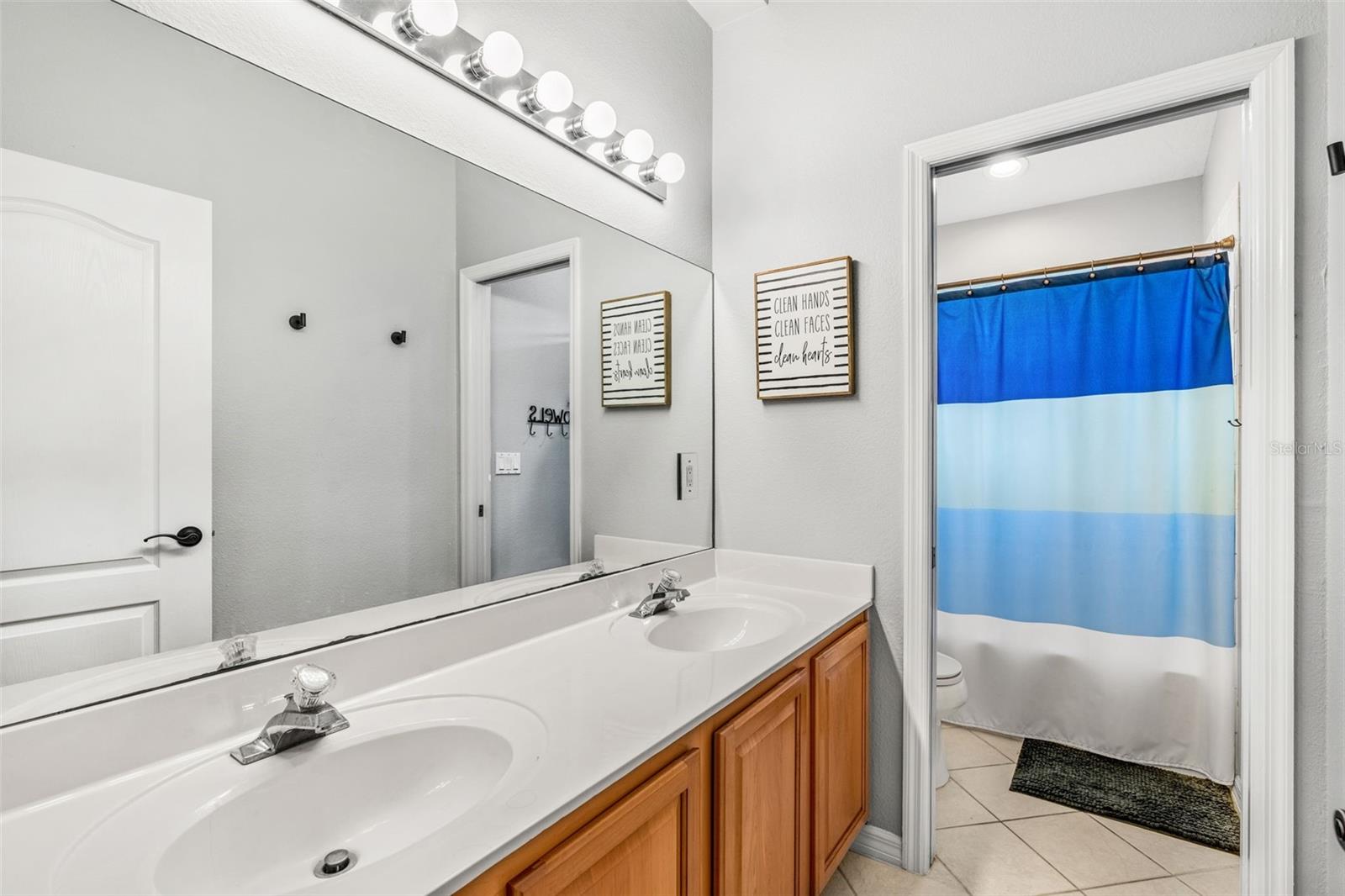 Image 36 of 52 For 4323 Kezar Court