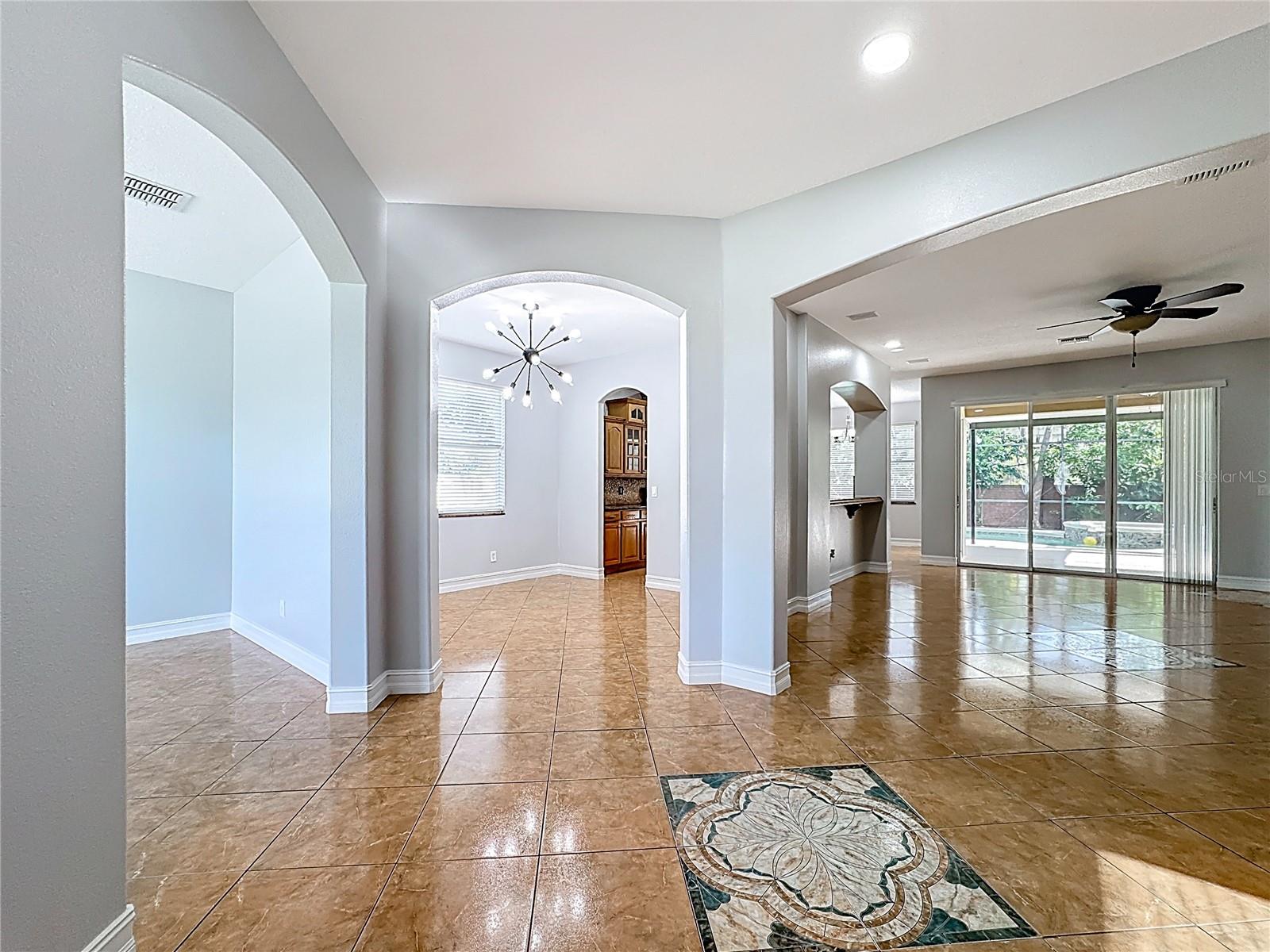 Image 14 of 86 For 229 Largovista Drive