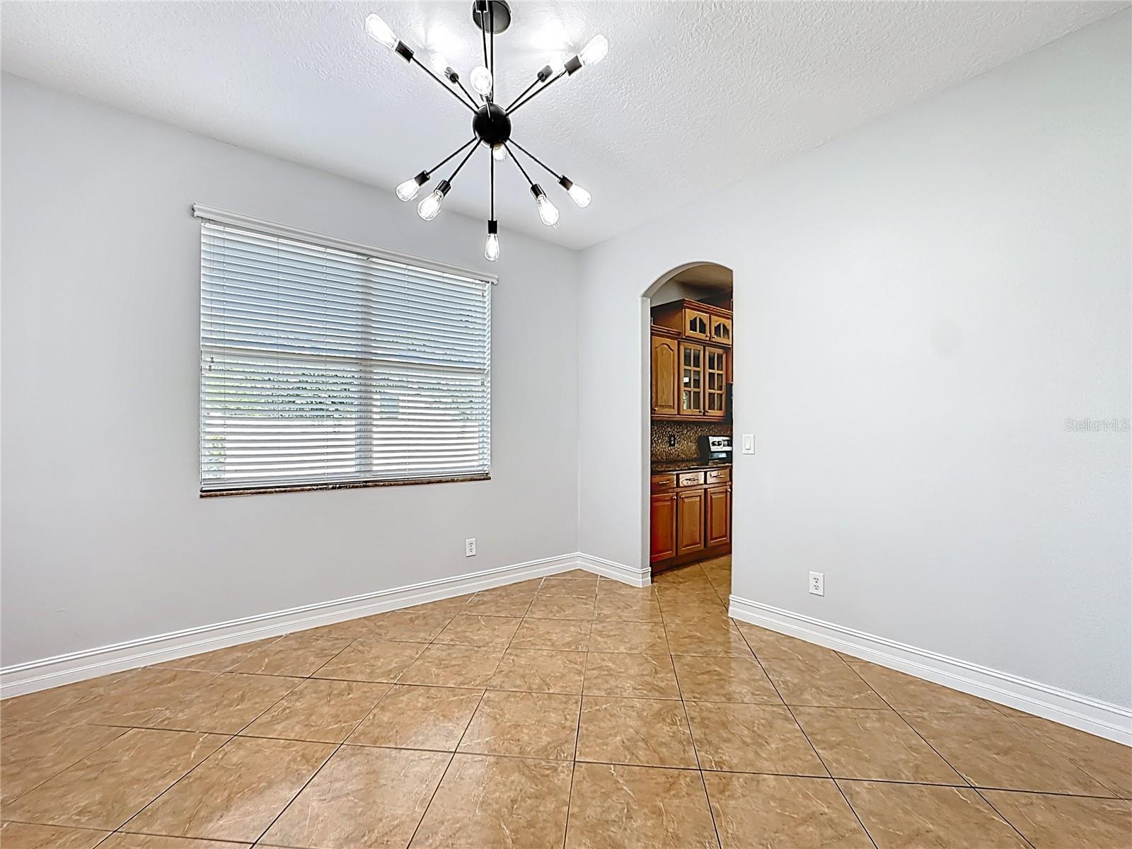 Image 15 of 86 For 229 Largovista Drive
