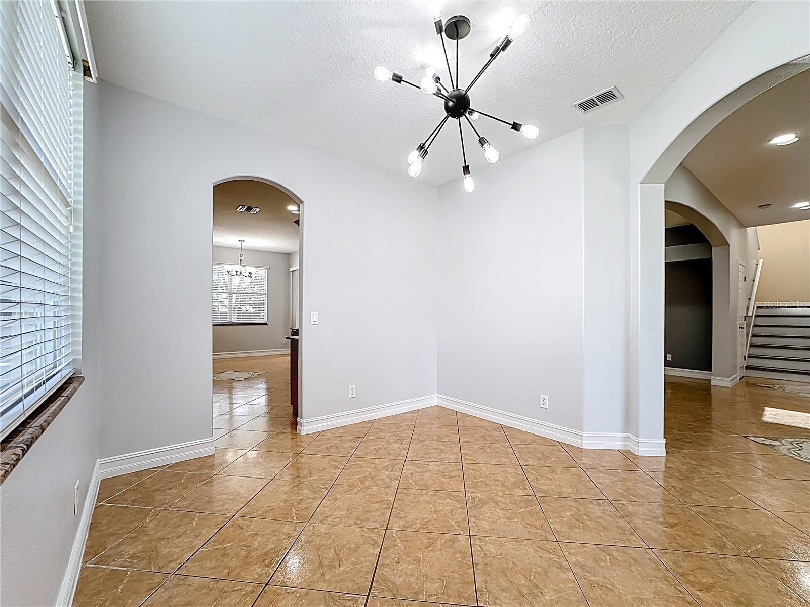 Image 16 of 86 For 229 Largovista Drive