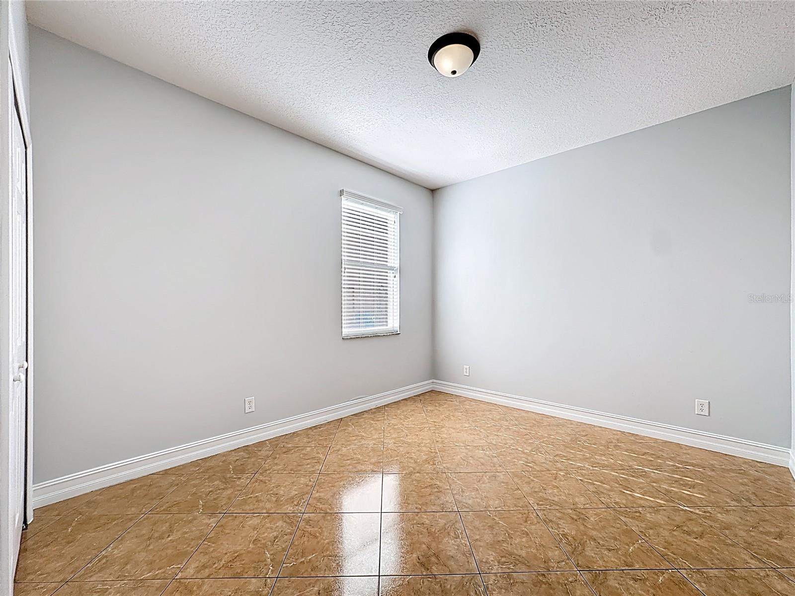 Image 31 of 86 For 229 Largovista Drive
