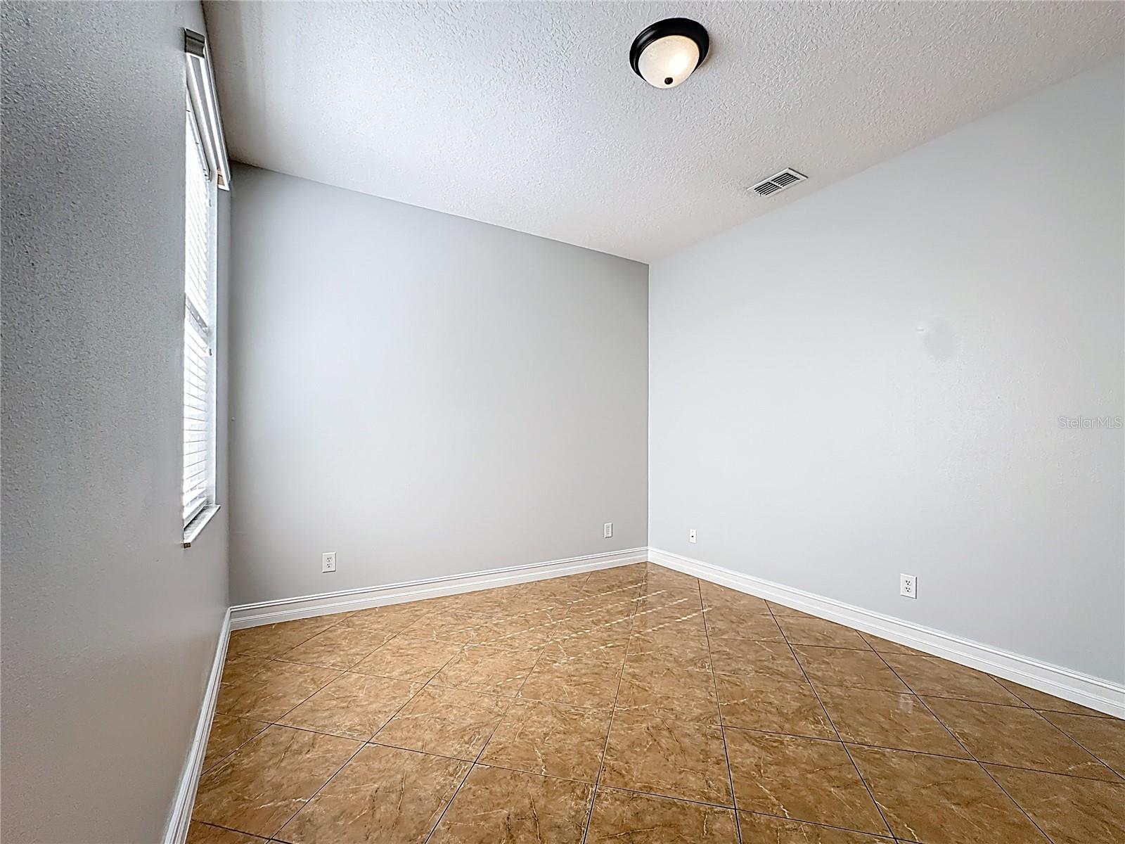 Image 32 of 86 For 229 Largovista Drive