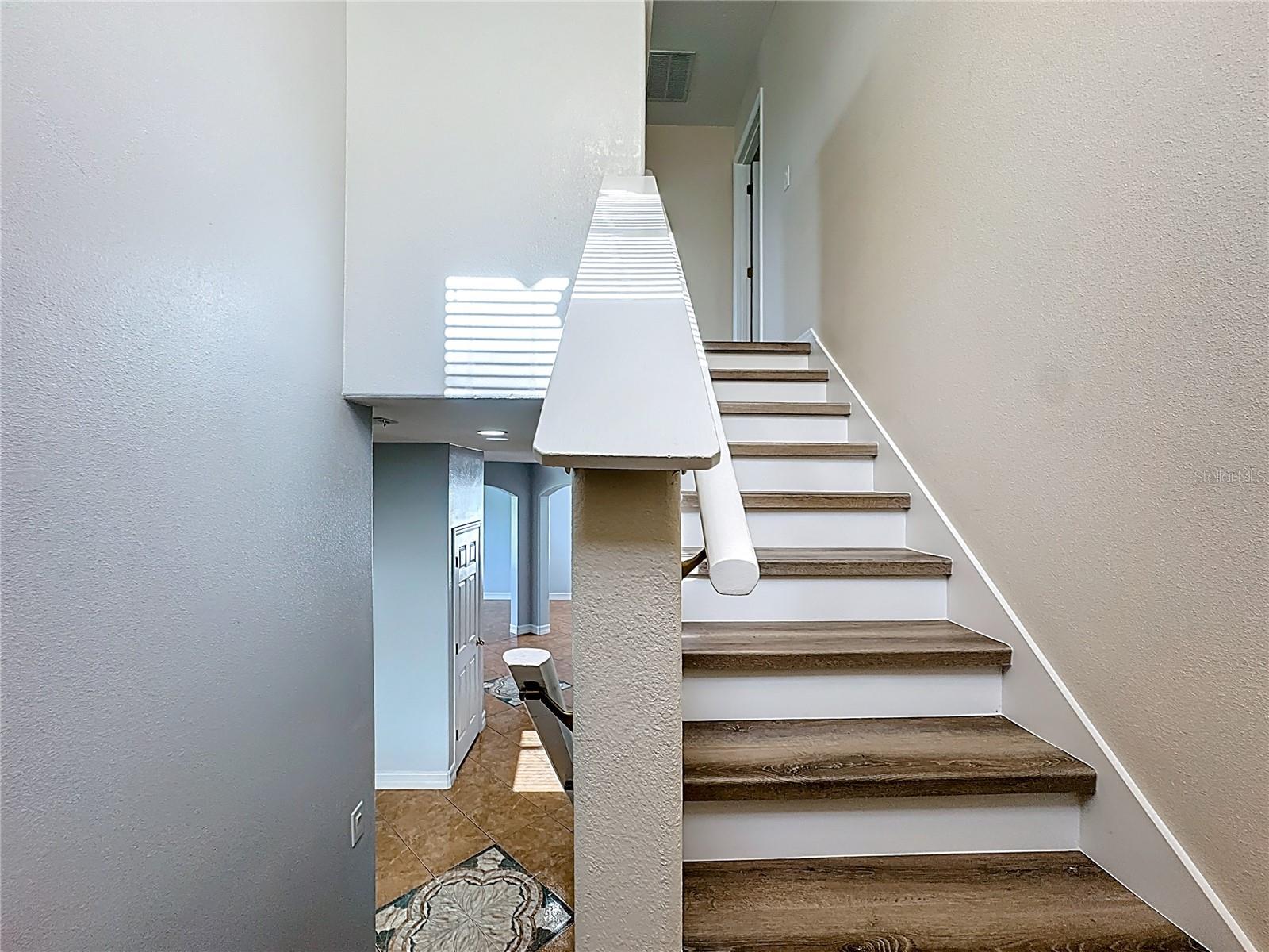 Image 38 of 86 For 229 Largovista Drive