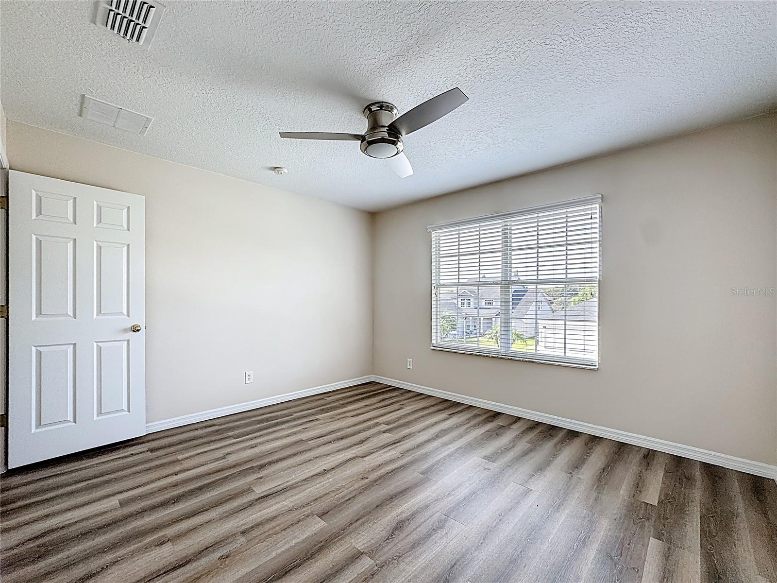 Image 49 of 86 For 229 Largovista Drive