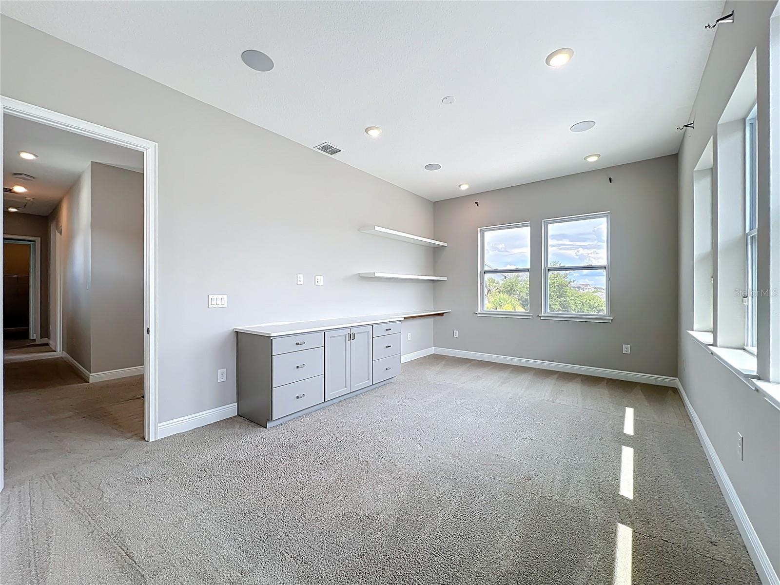 Image 16 of 100 For 13450 Gabor Avenue