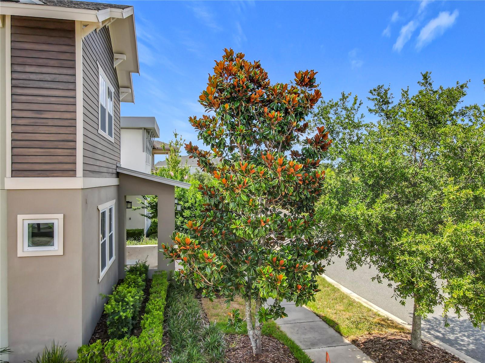 Image 4 of 100 For 13450 Gabor Avenue