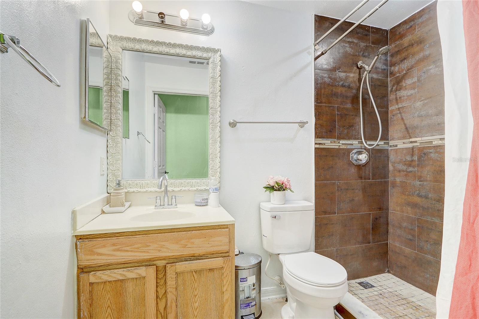Image 22 of 29 For 210 Fairfield Drive