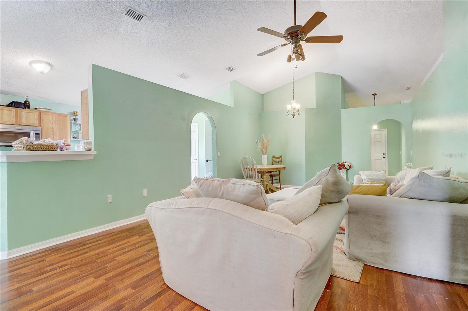 Image 6 of 29 For 210 Fairfield Drive
