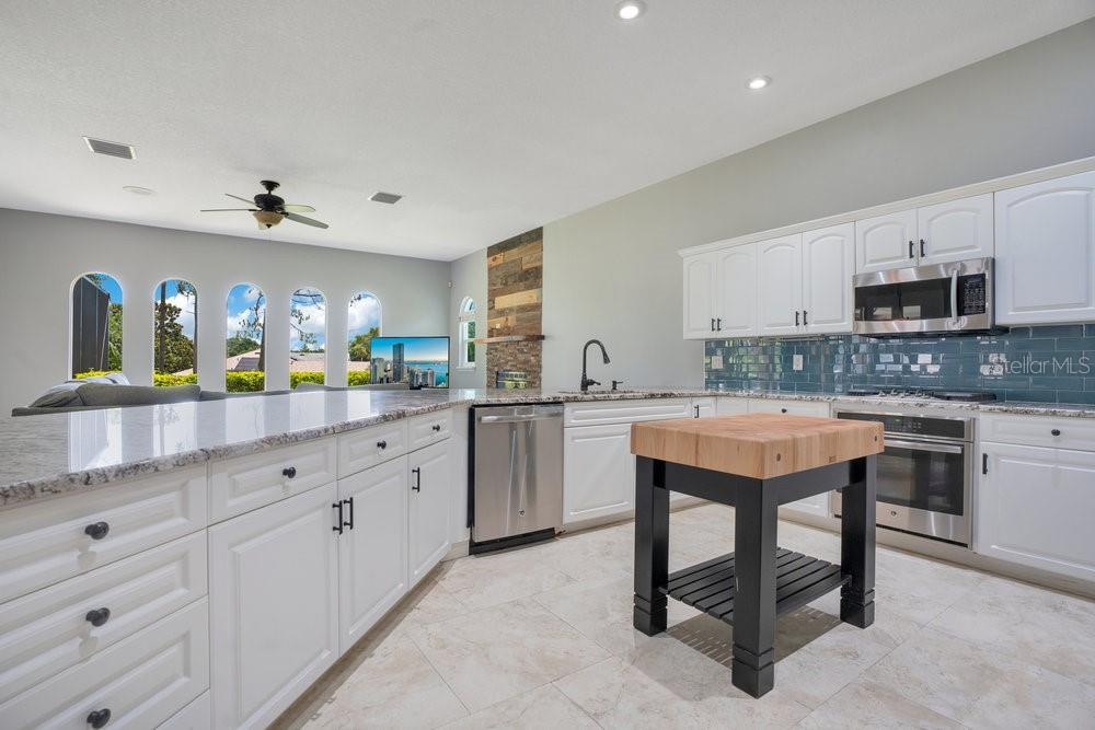 Image 10 of 55 For 751 Errol Parkway