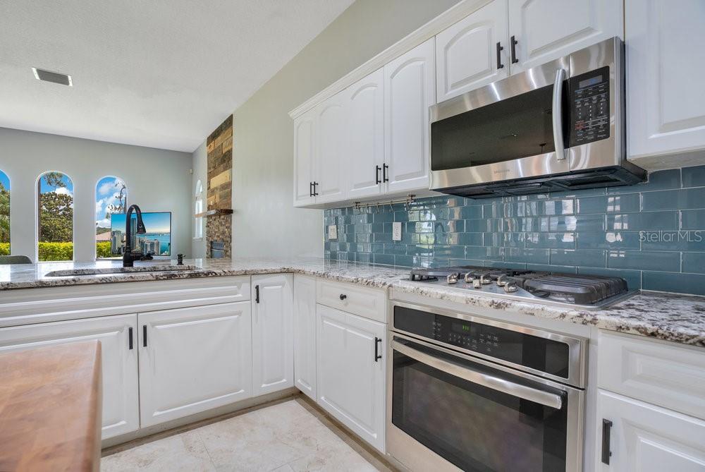 Image 11 of 55 For 751 Errol Parkway