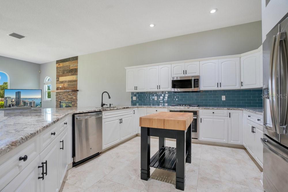 Image 14 of 55 For 751 Errol Parkway