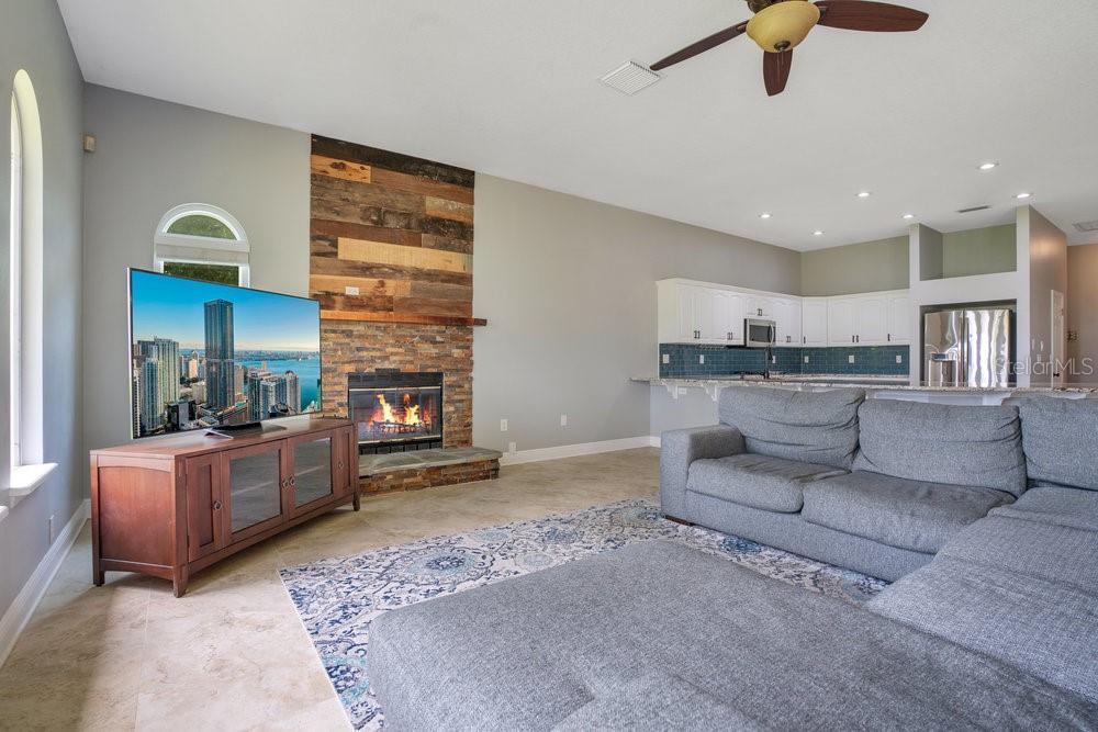 Image 5 of 55 For 751 Errol Parkway