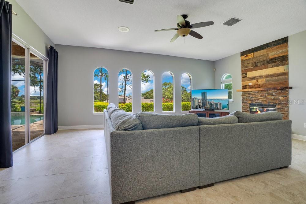 Image 6 of 55 For 751 Errol Parkway