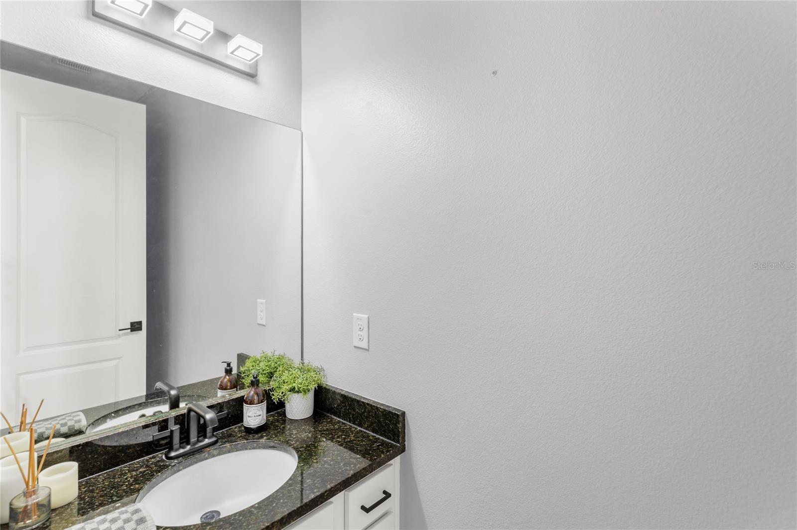 Image 14 of 61 For 10403 Provence Drive