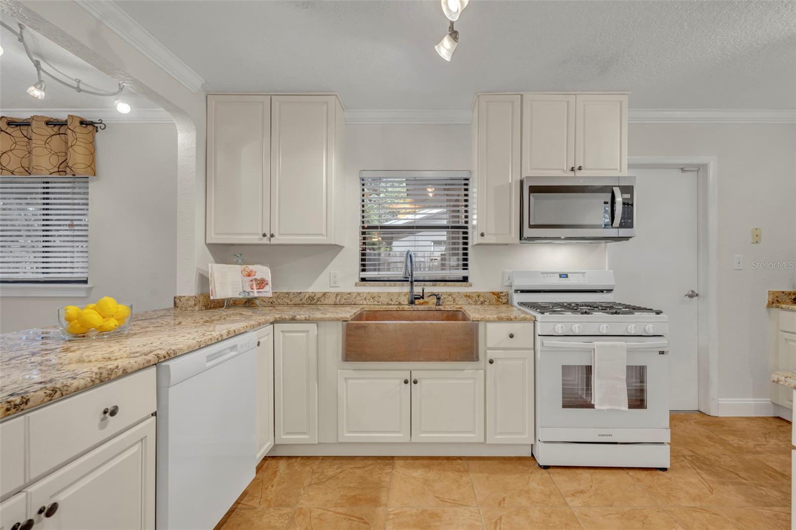 Image 11 of 35 For 2739 Amsden Road