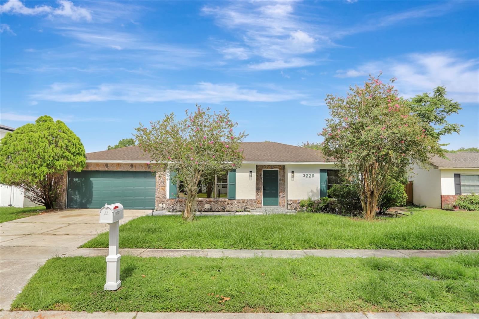 Details for 3229 Kayenta Court, ORLANDO, FL 32829