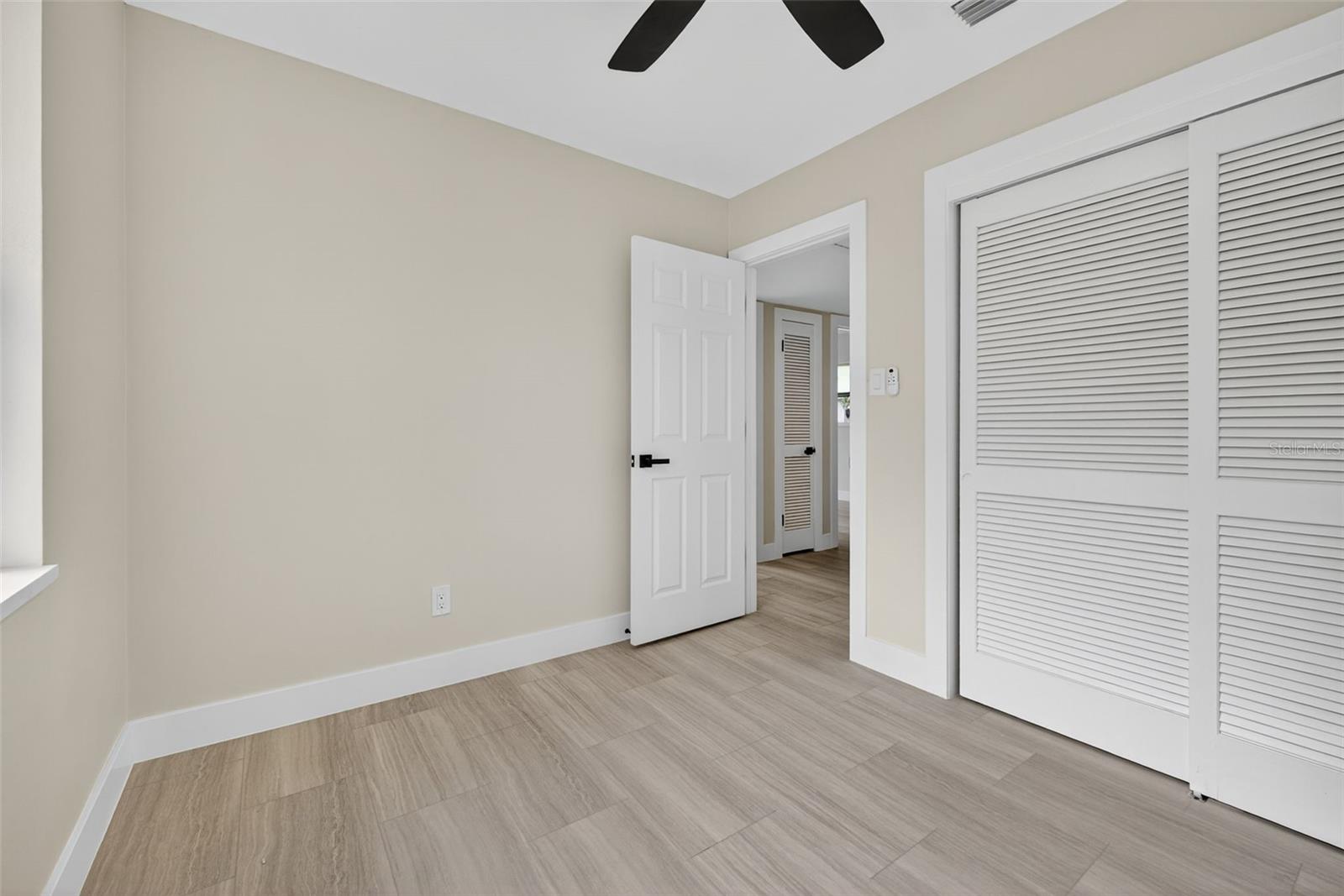 Image 15 of 28 For 413 Country Club Drive