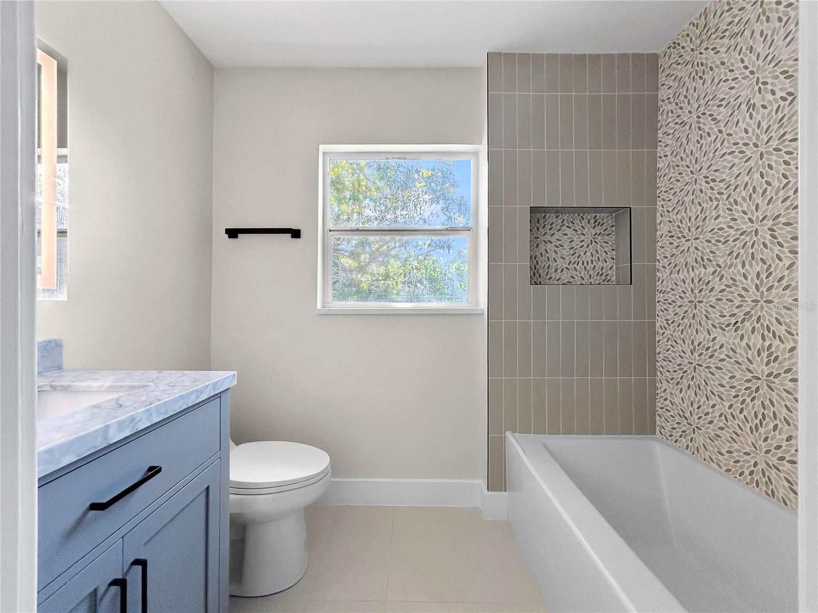 Image 18 of 28 For 413 Country Club Drive