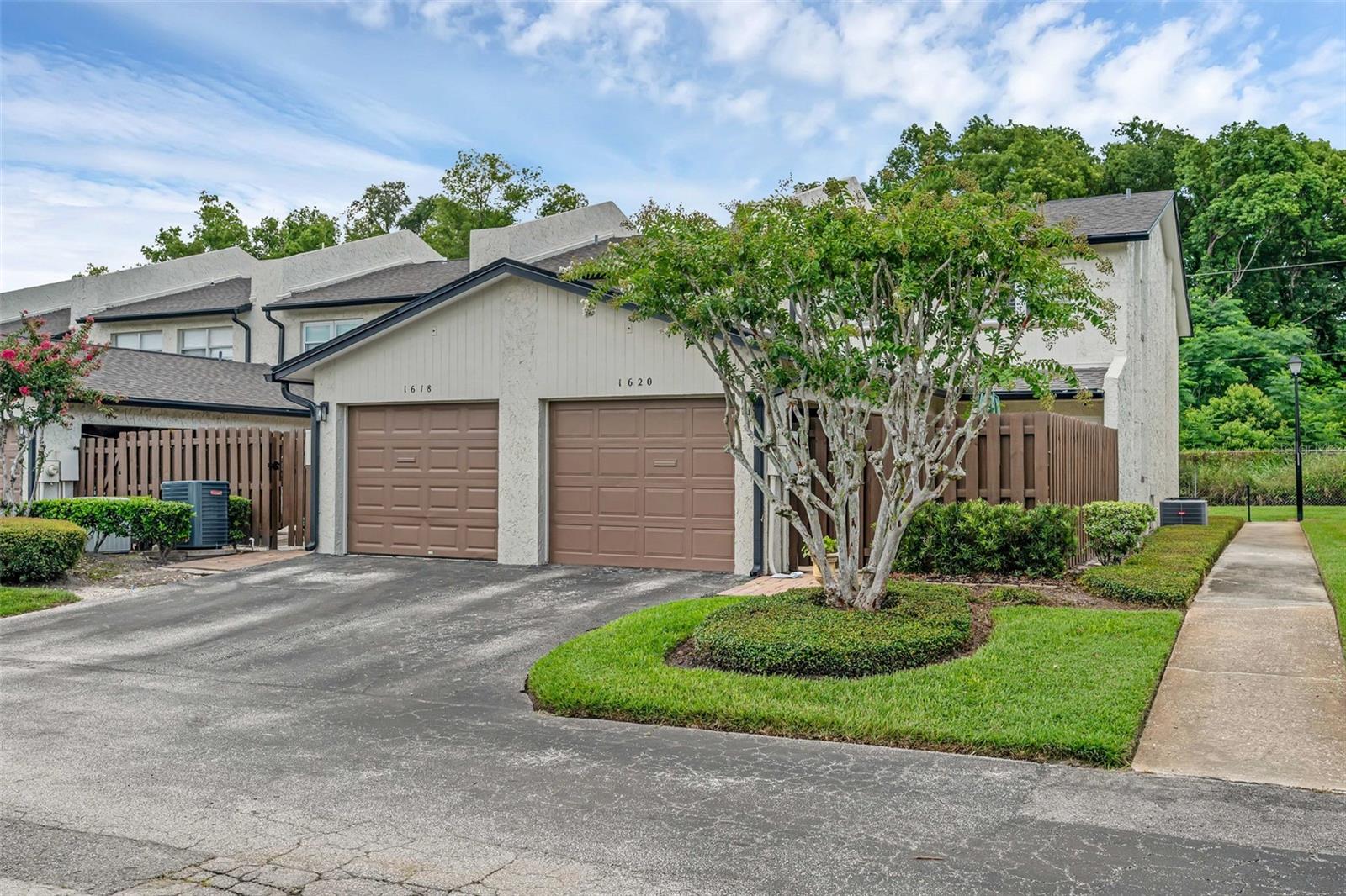 Image 2 of 42 For 1618 Gulfview Drive 417