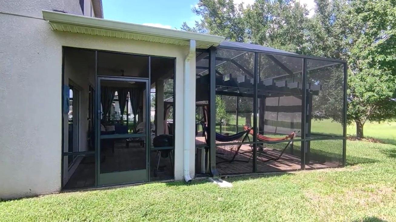 Image 38 of 50 For 992 Nodding Shade Drive