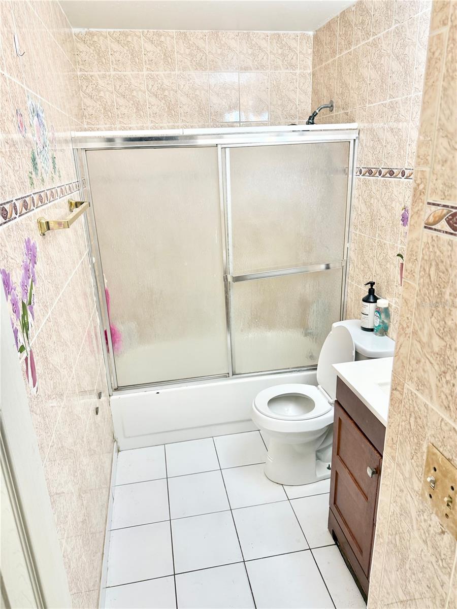 Image 16 of 26 For 8031 Killian Drive