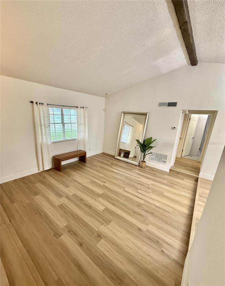 Image 4 of 26 For 8031 Killian Drive