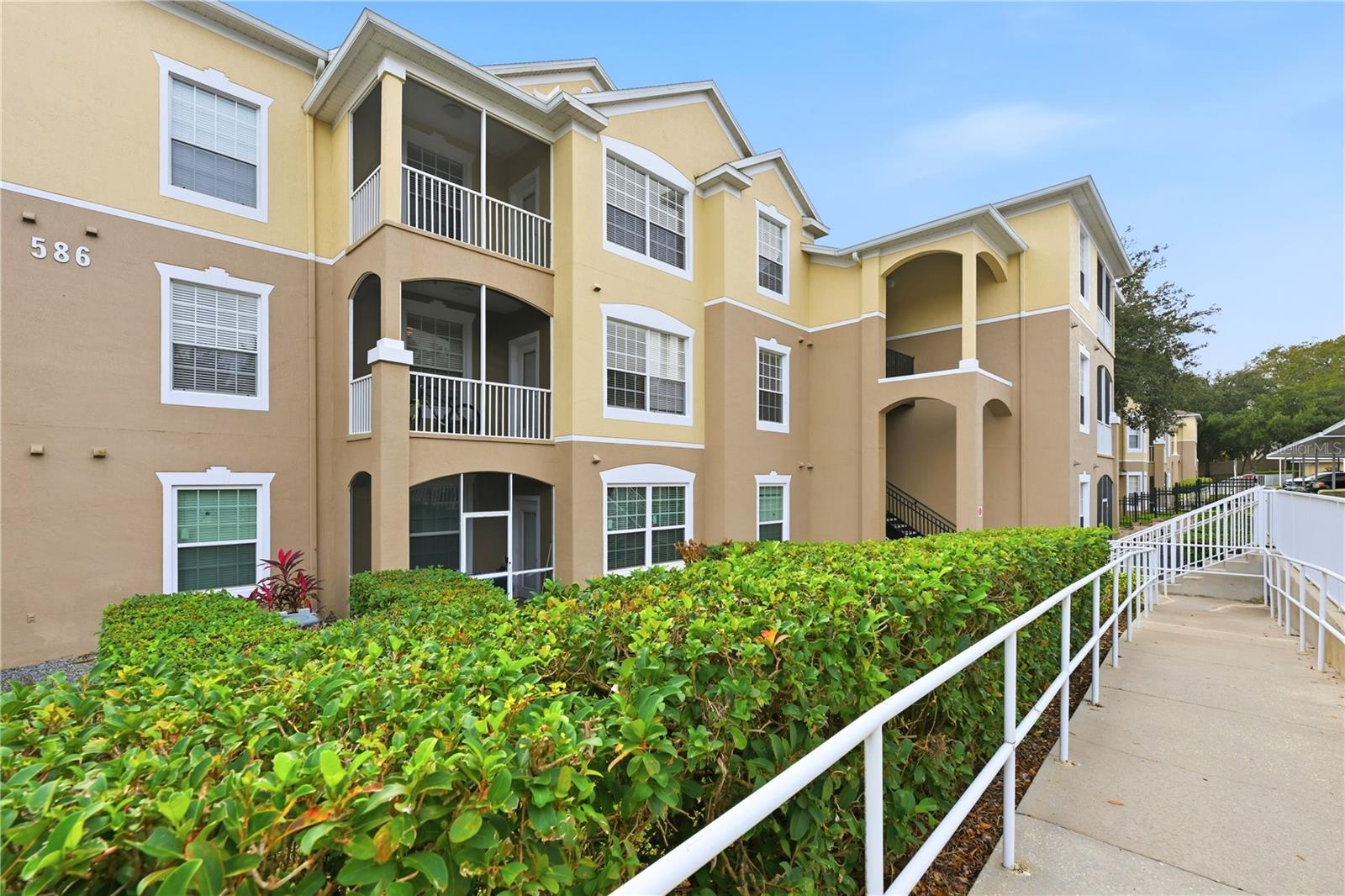 Image 25 of 55 For 586 Brantley Terrace Way 309