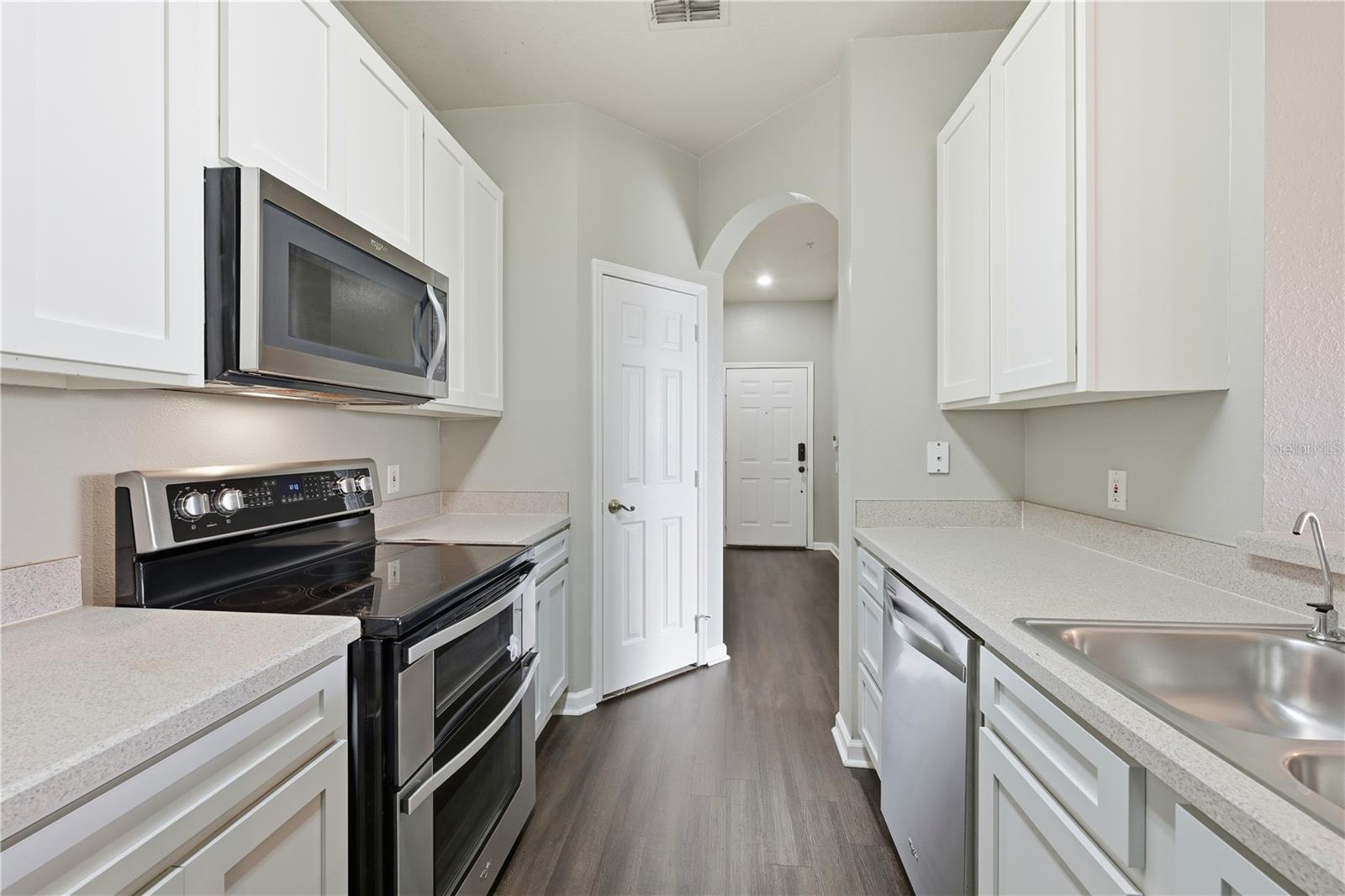 Image 30 of 55 For 586 Brantley Terrace Way 309