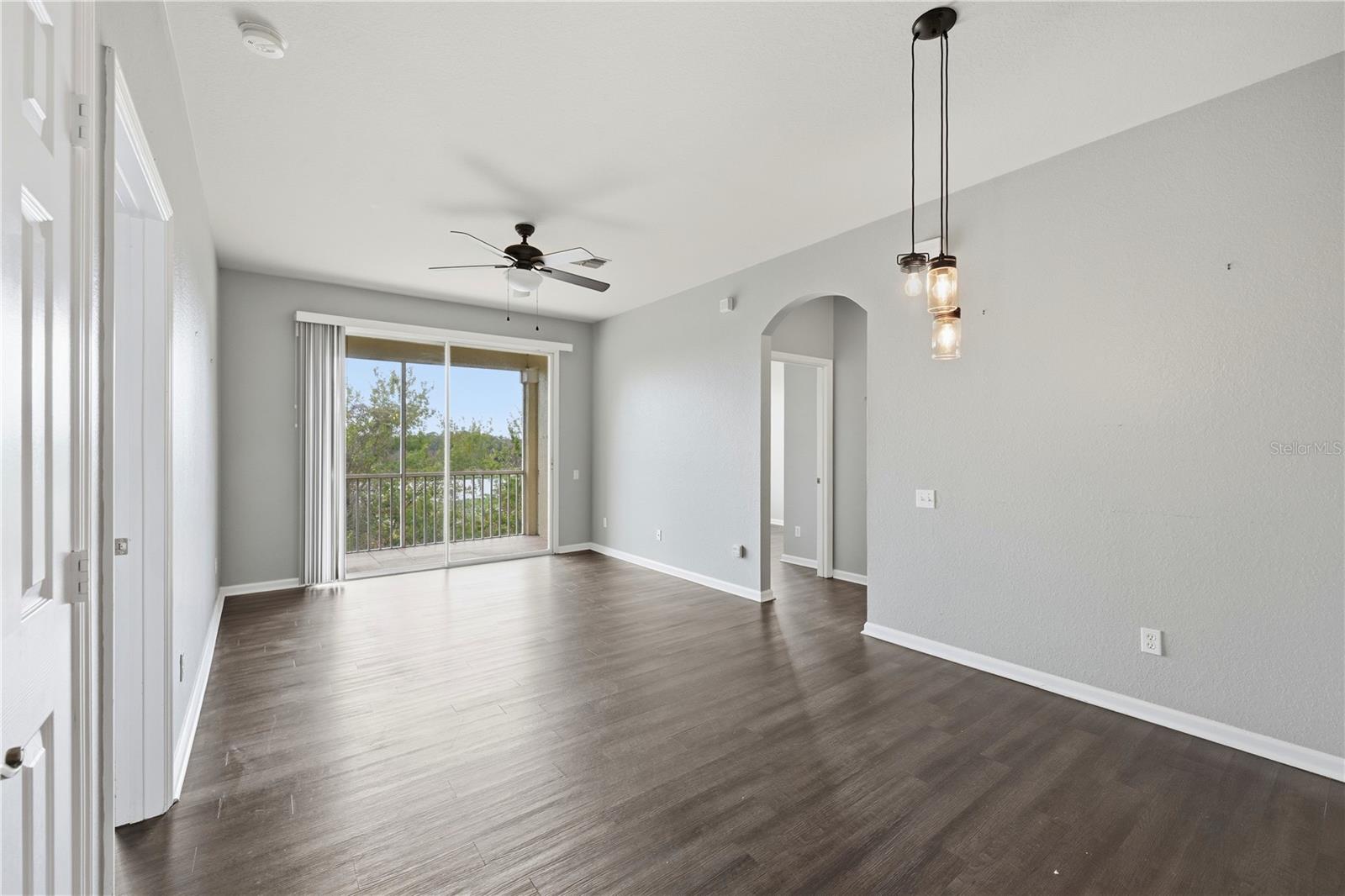 Image 35 of 55 For 586 Brantley Terrace Way 309