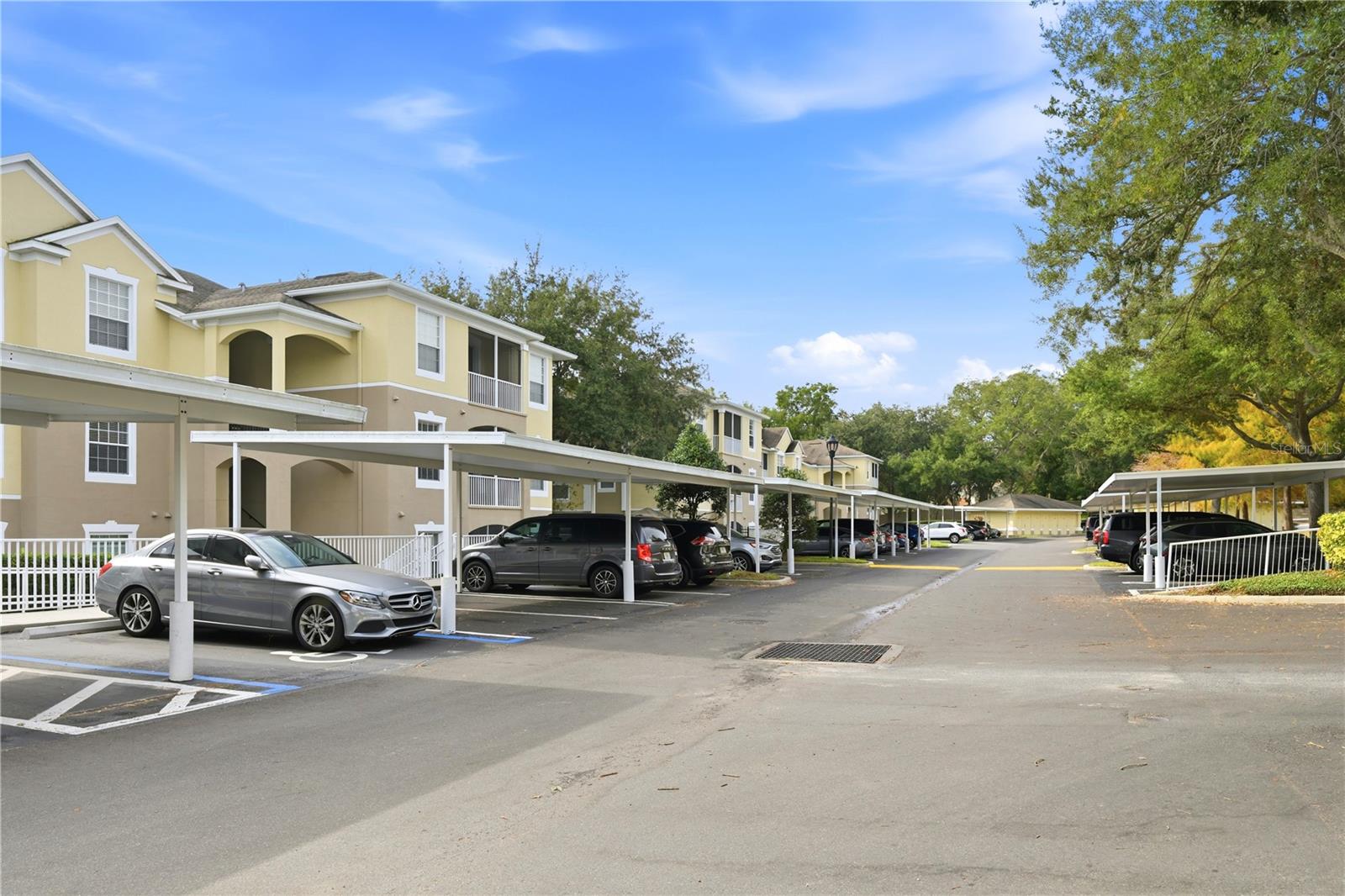 Image 44 of 55 For 586 Brantley Terrace Way 309