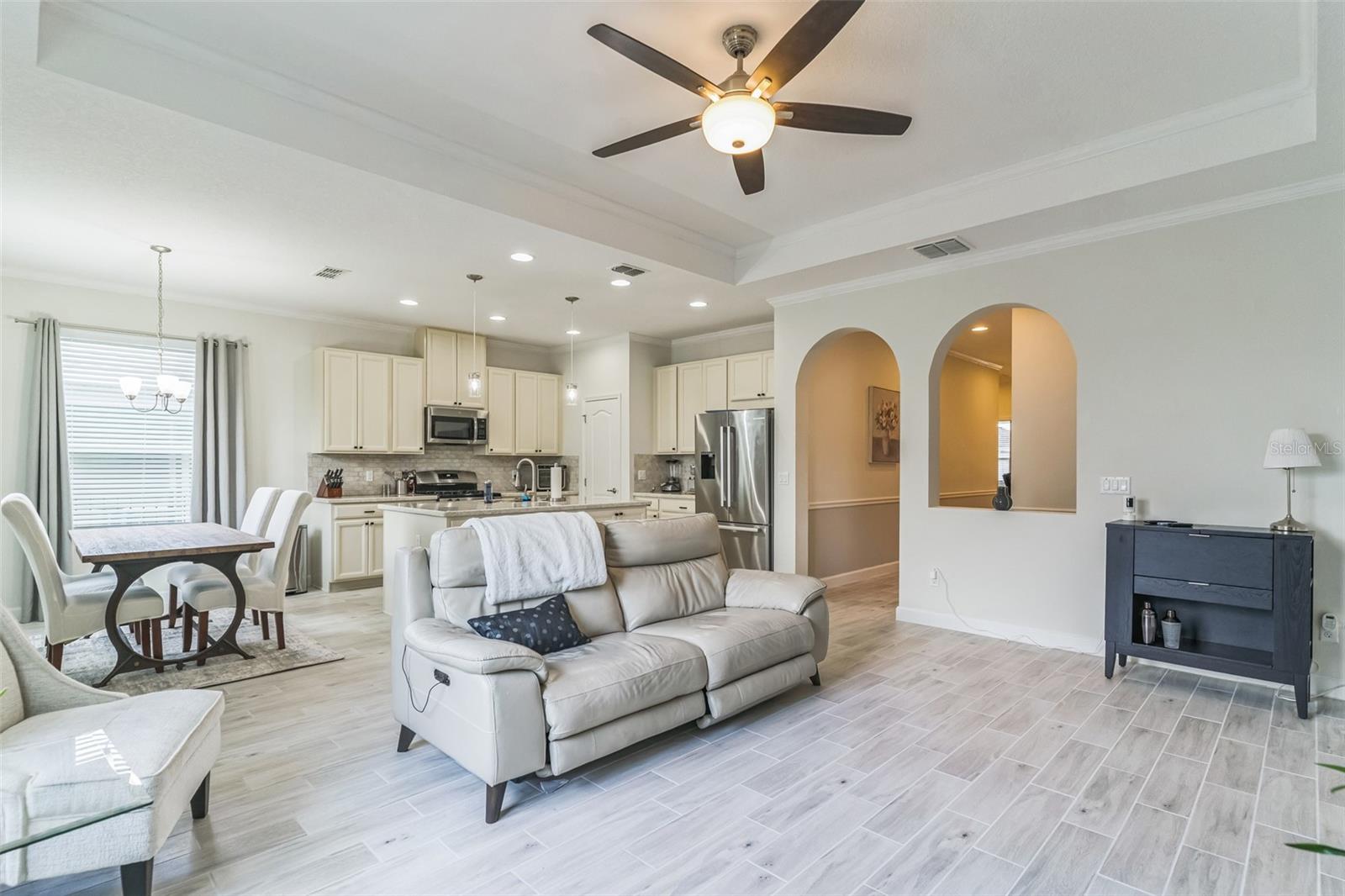 Image 8 of 27 For 7518 Loon Avenue