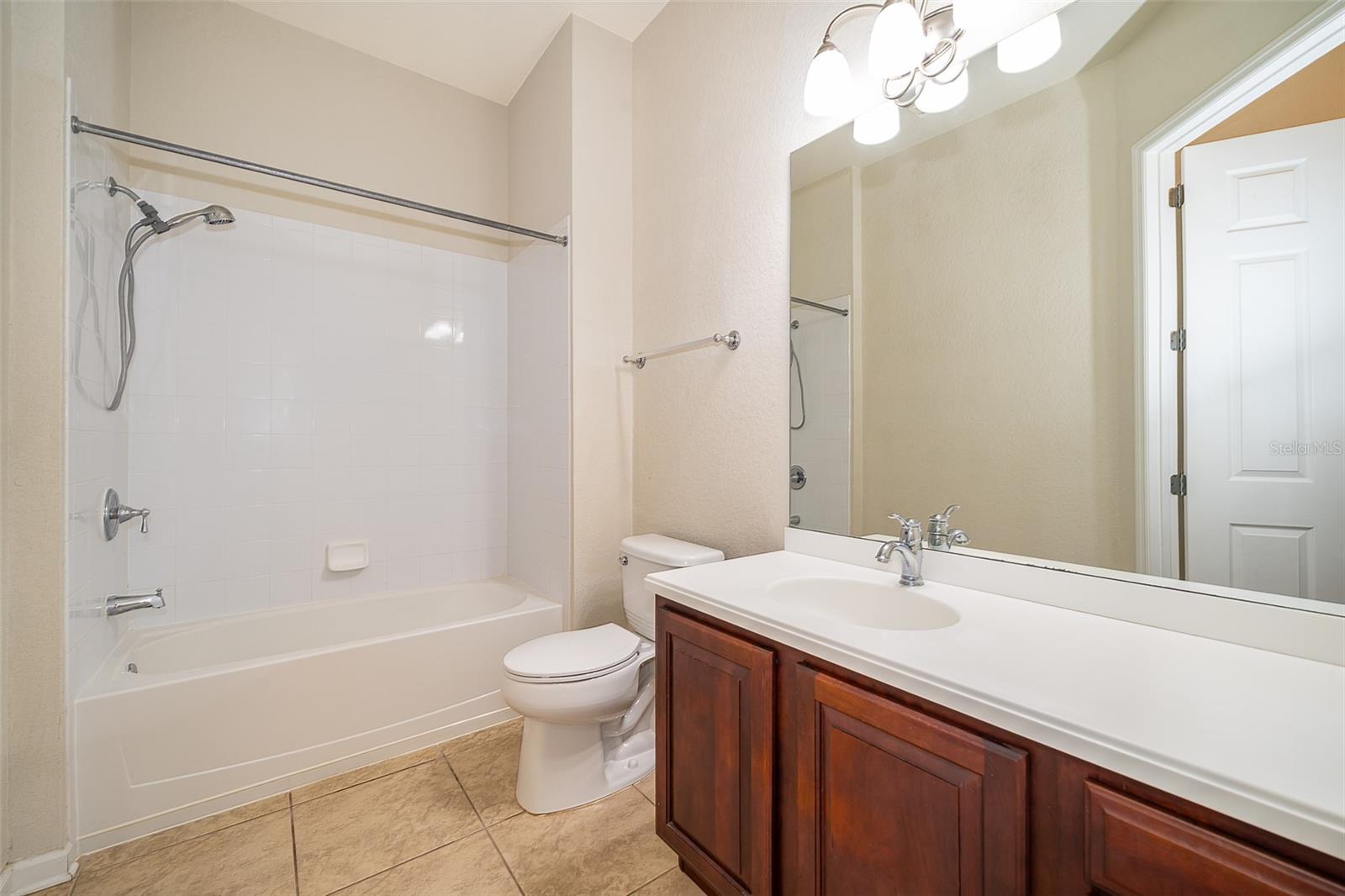 Image 19 of 32 For 3356 Robert Trent Jones Drive 40306