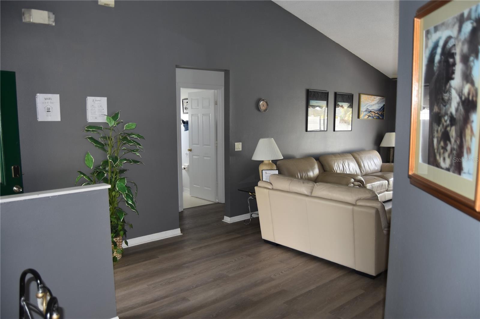 Image 13 of 25 For 141 Seneca Point Trail