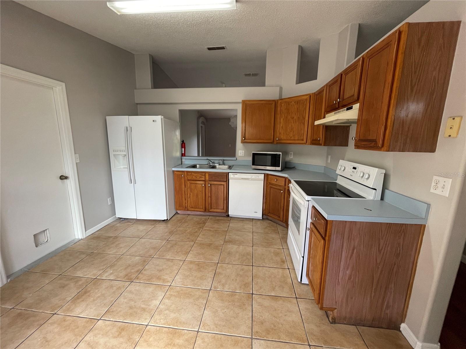 Image 3 of 10 For 11185 Cypress Leaf Drive