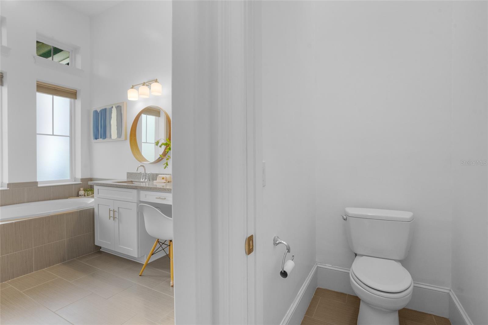 Image 16 of 81 For 8360 Mistral Drive