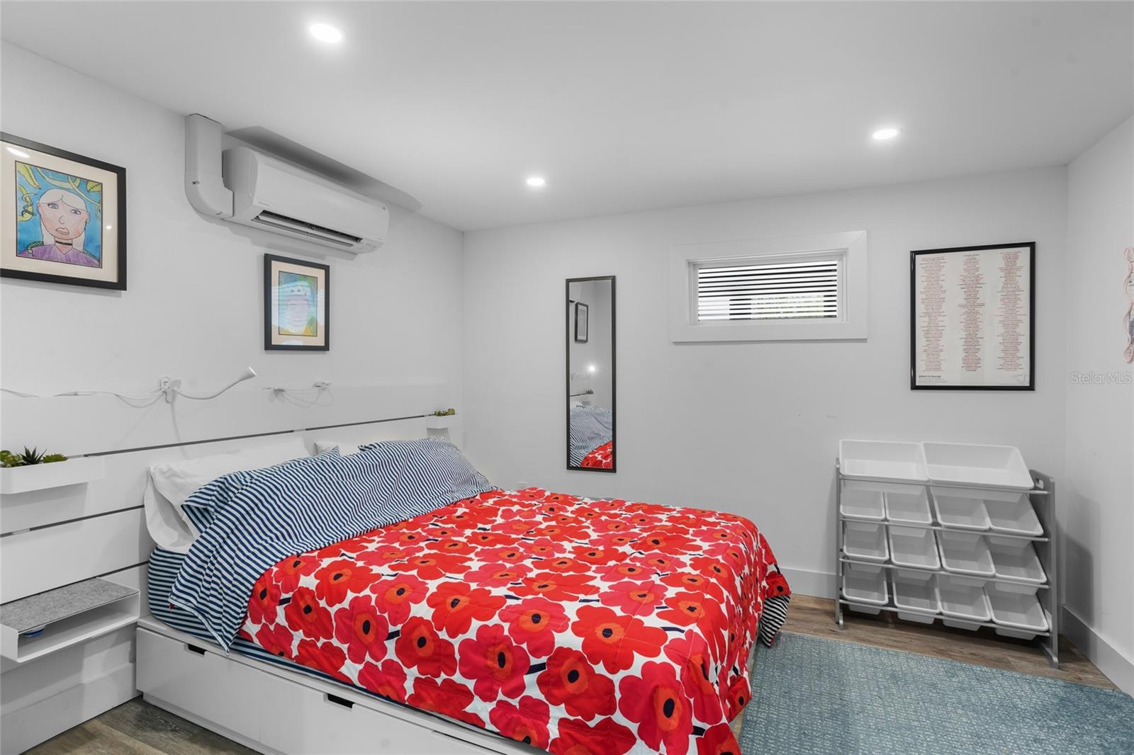Image 40 of 81 For 8360 Mistral Drive