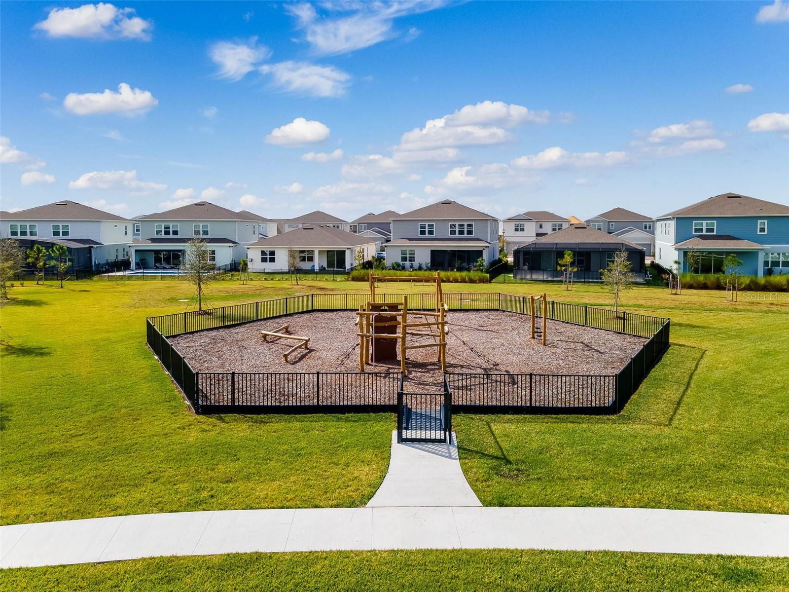 Image 77 of 81 For 8360 Mistral Drive