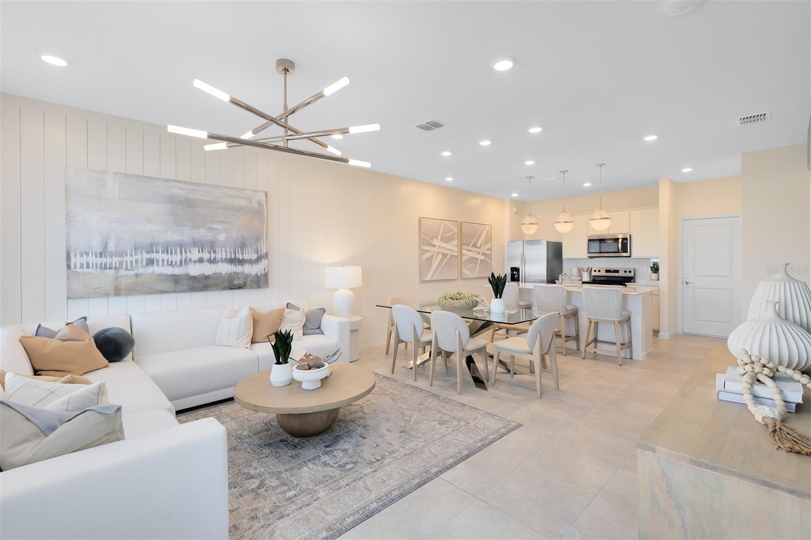 Image 11 of 21 For 2304 Southbury Drive
