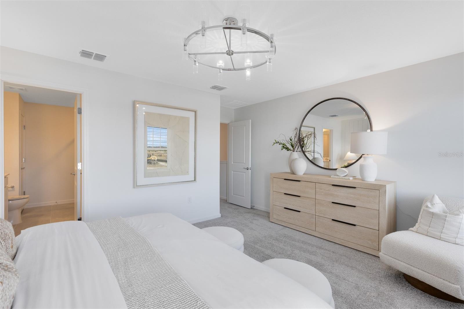 Image 13 of 21 For 2304 Southbury Drive