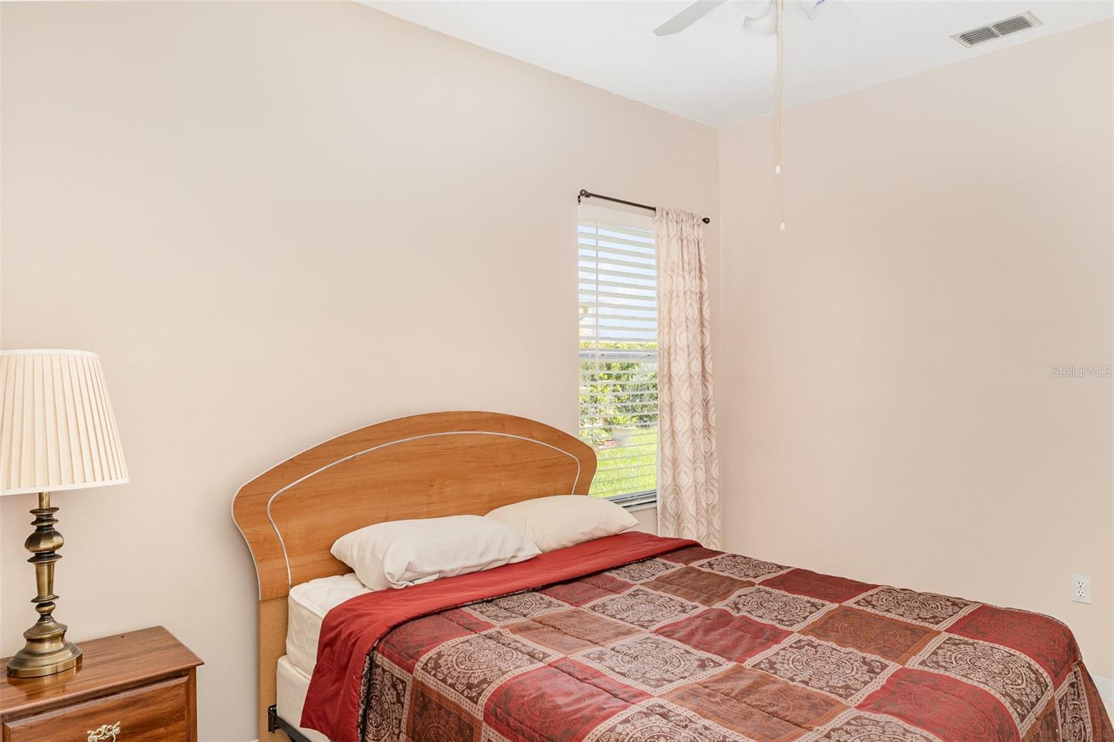 Image 19 of 36 For 462 Peppermill Circle