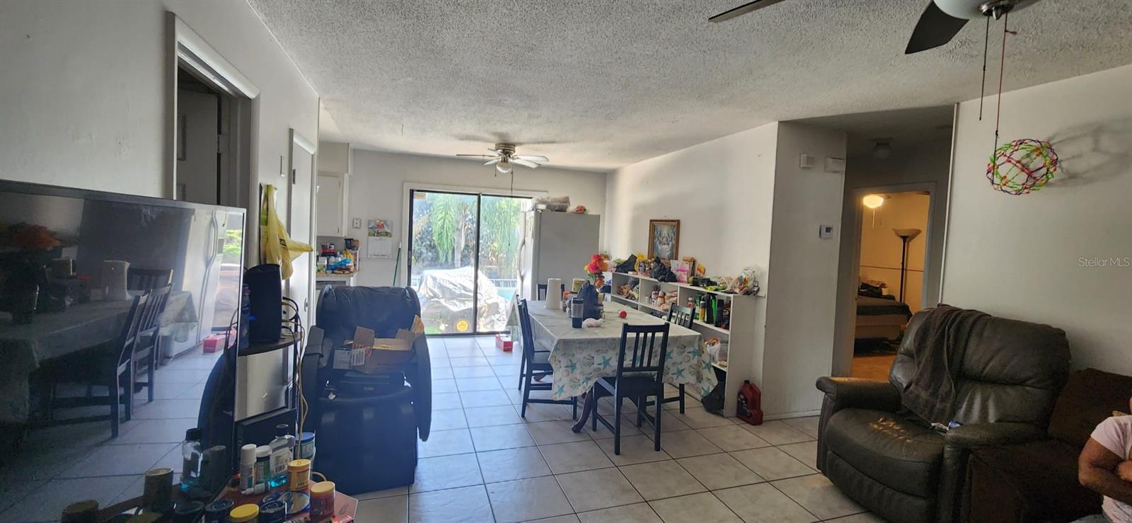 Image 3 of 14 For 611 Lilac Road